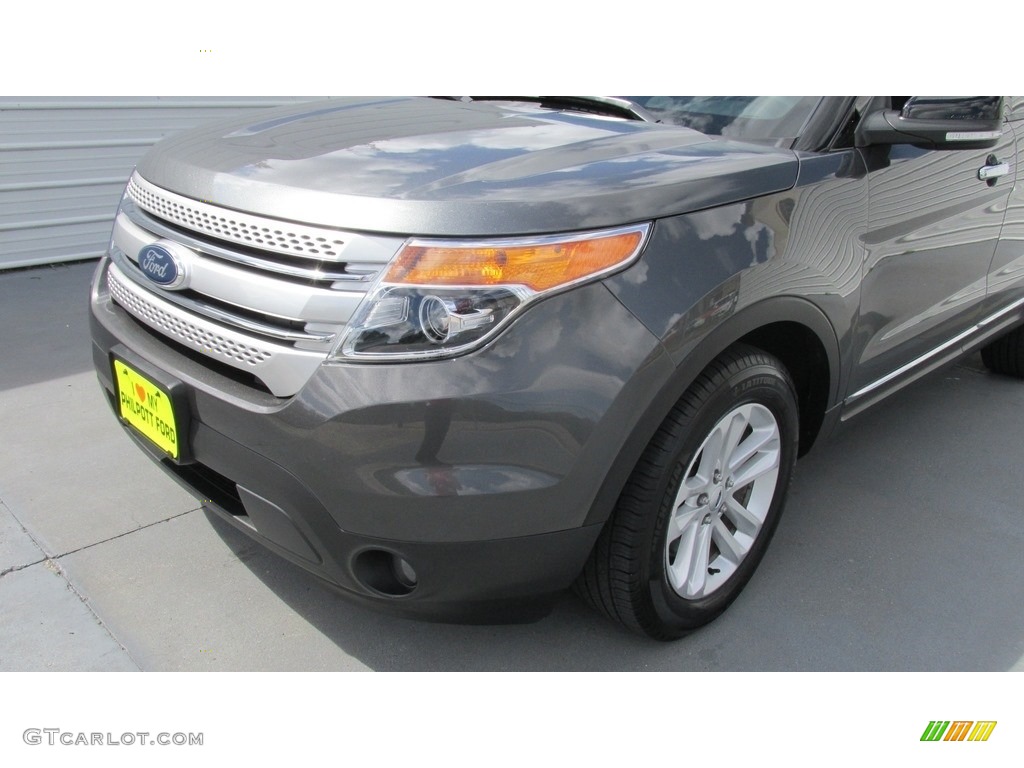 2015 Explorer XLT - Dark Side / Charcoal Black photo #7