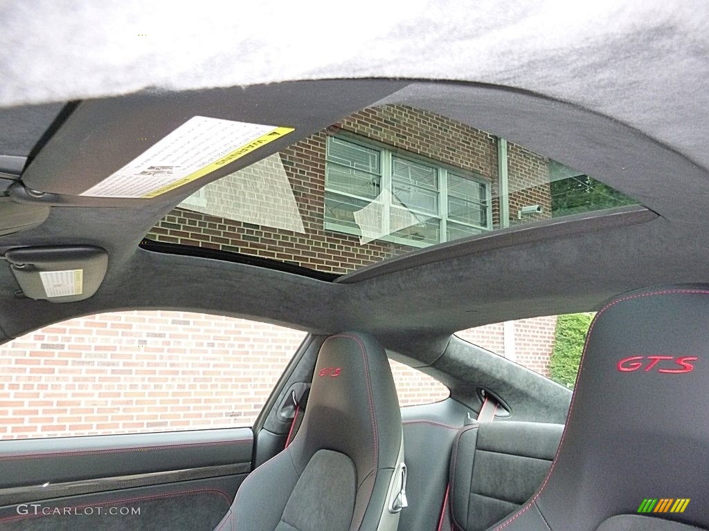 2015 Porsche 911 Carrera 4 GTS Coupe Sunroof Photos