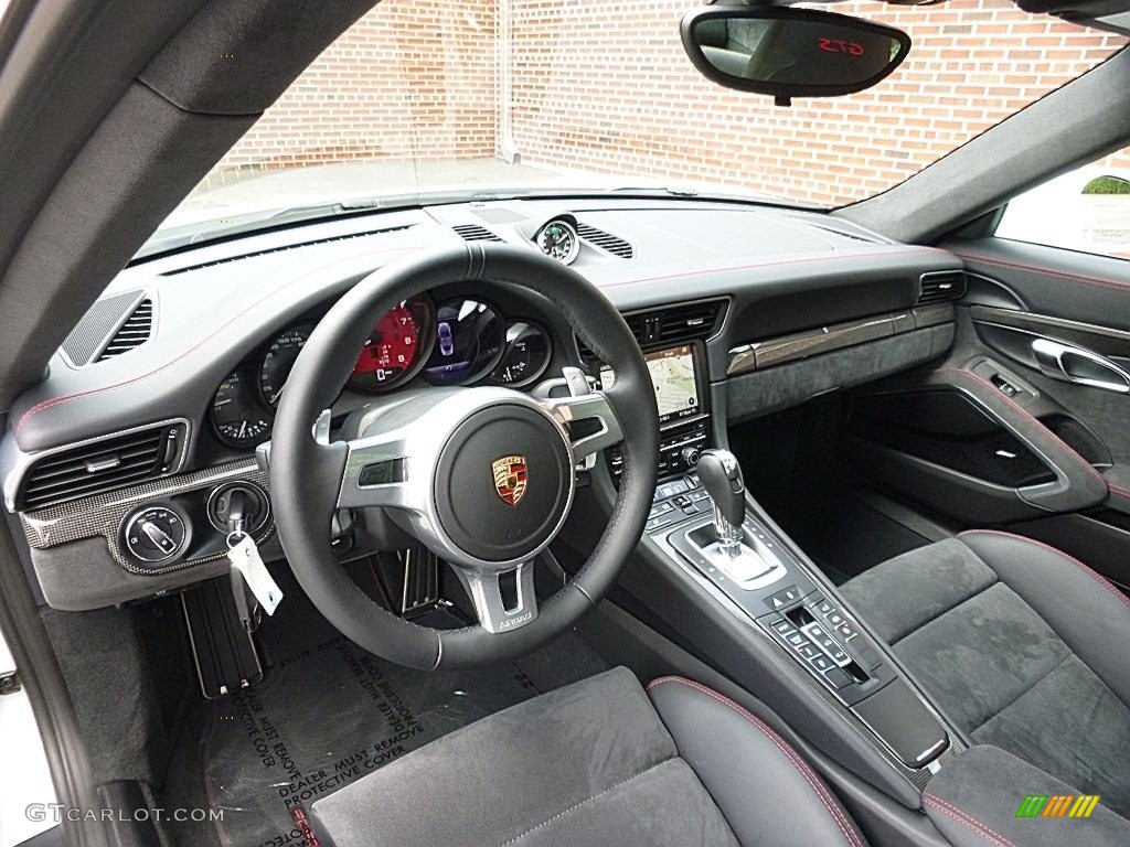 Black Interior 2015 Porsche 911 Carrera 4 GTS Coupe Photo #114388477