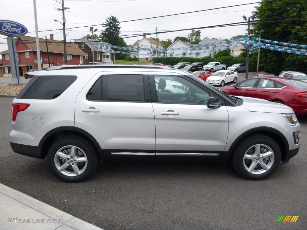 2017 Explorer XLT 4WD - Ingot Silver / Ebony Black photo #4