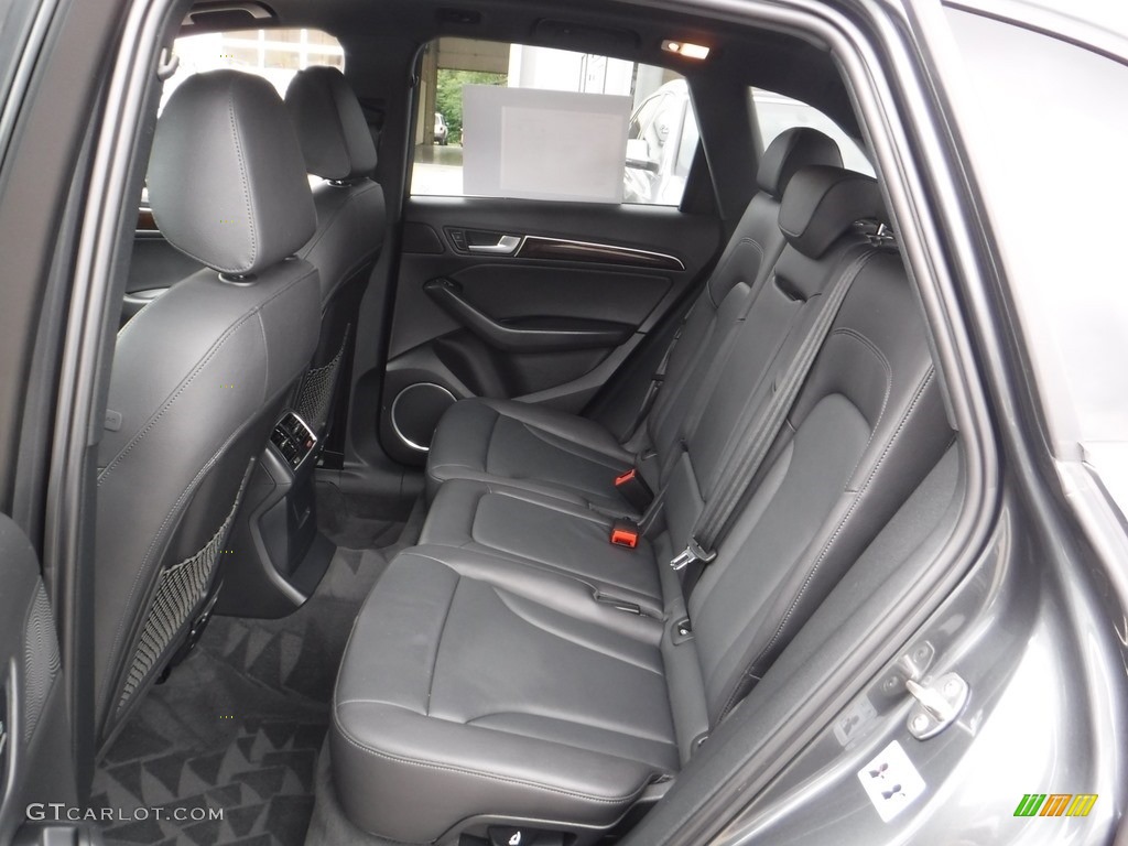 2016 Q5 2.0 TFSI Premium quattro - Daytona Gray Pearl / Black photo #30