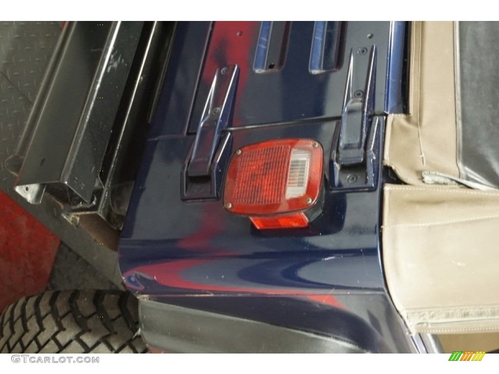 2002 Wrangler X 4x4 - Patriot Blue Pearl / Camel Beige photo #63