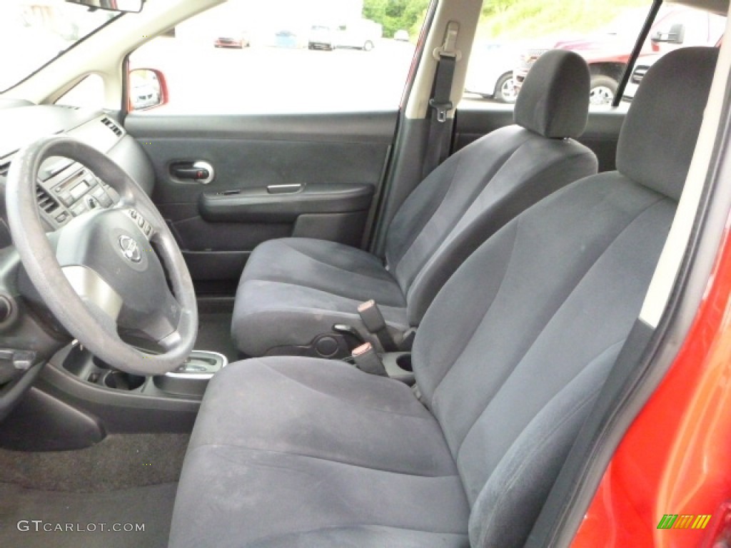 2008 Versa 1.8 S Hatchback - Red Alert / Charcoal photo #15