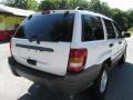 Stone White - Grand Cherokee Laredo Photo No. 3