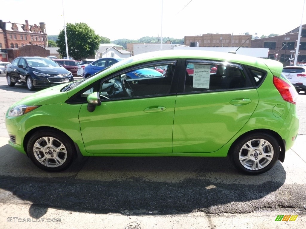 2014 Fiesta SE Hatchback - Green Envy / Charcoal Black photo #5