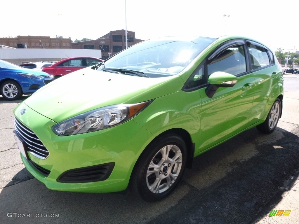 2014 Fiesta SE Hatchback - Green Envy / Charcoal Black photo #6
