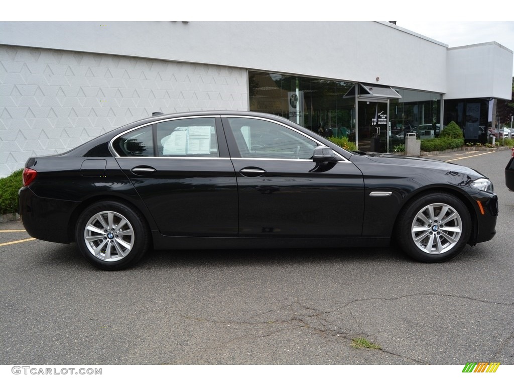 2016 5 Series 528i xDrive Sedan - Black Sapphire Metallic / Black photo #2