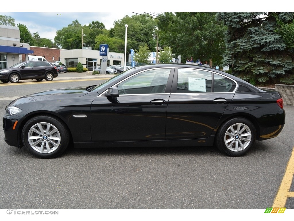 2016 5 Series 528i xDrive Sedan - Black Sapphire Metallic / Black photo #5