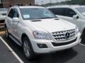 Arctic White - ML 350 4Matic Photo No. 3