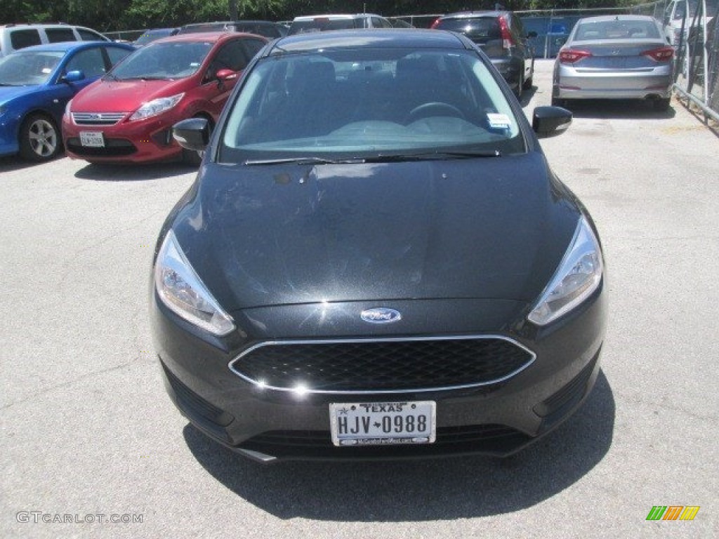 2015 Focus SE Hatchback - Tuxedo Black Metallic / Charcoal Black photo #20