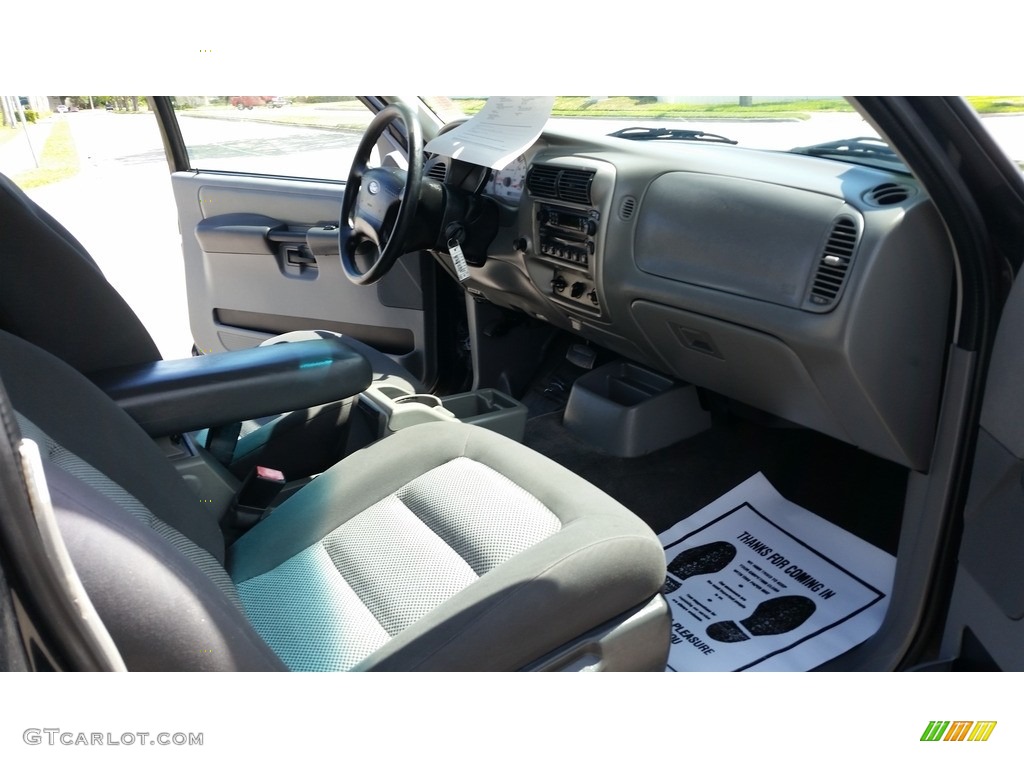 2003 Explorer Sport XLS - Black / Medium Parchment Beige photo #14