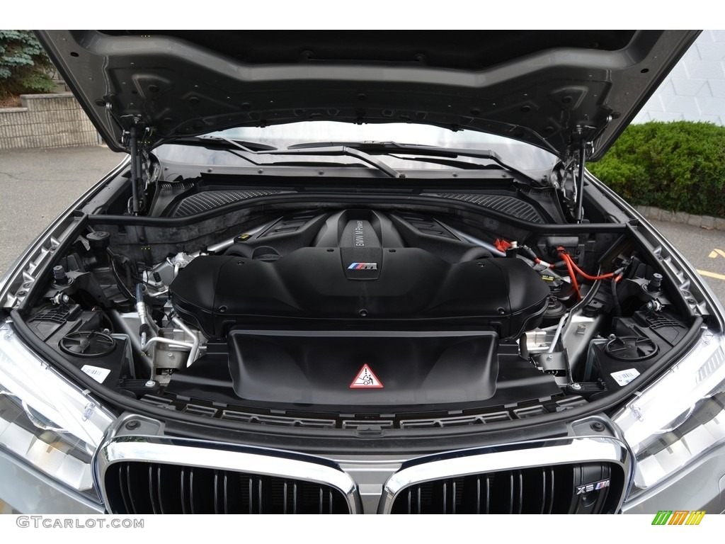 2015 BMW X5 M Standard X5 M Model Engine Photos