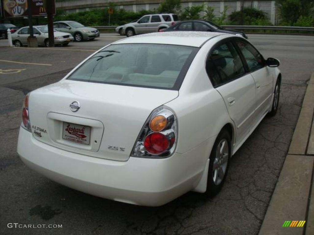 2003 Altima 2.5 S - Cloud White / Frost photo #4