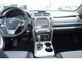 Super White - Camry SE Photo No. 9
