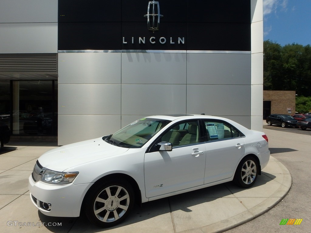 Oxford White Lincoln MKZ