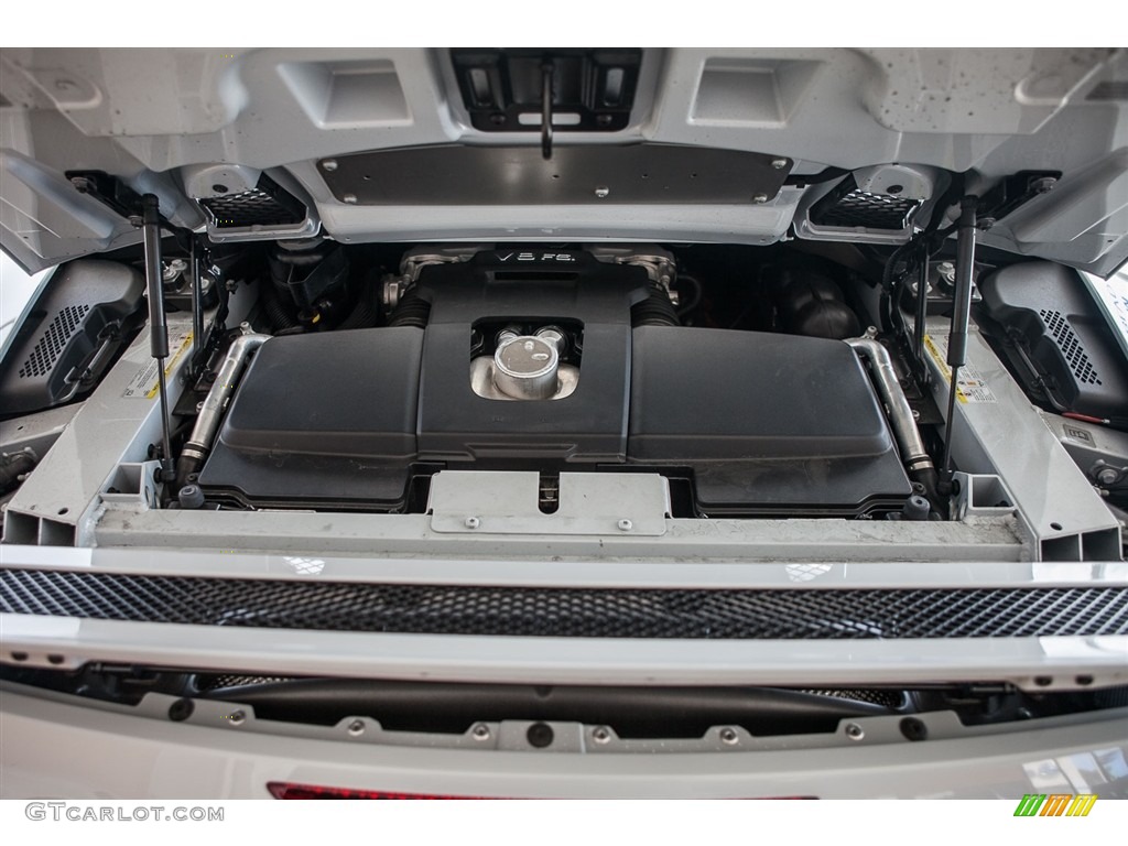 2015 R8 Spyder V8 - Ibis White / Black photo #9