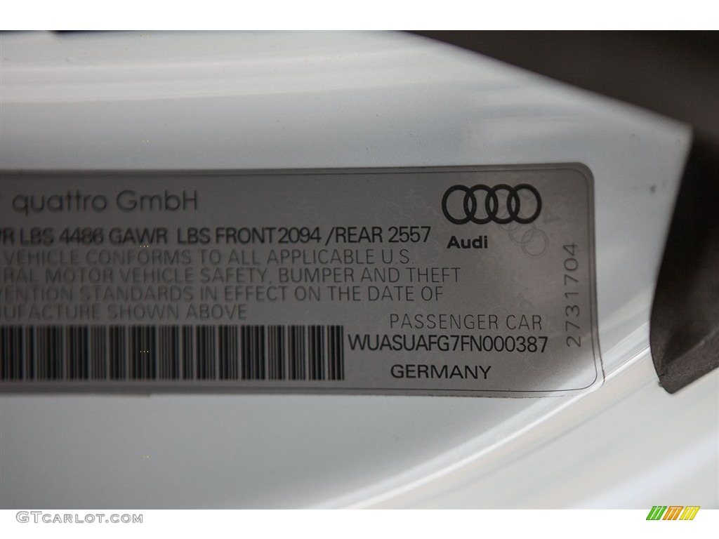 2015 R8 Spyder V8 - Ibis White / Black photo #20