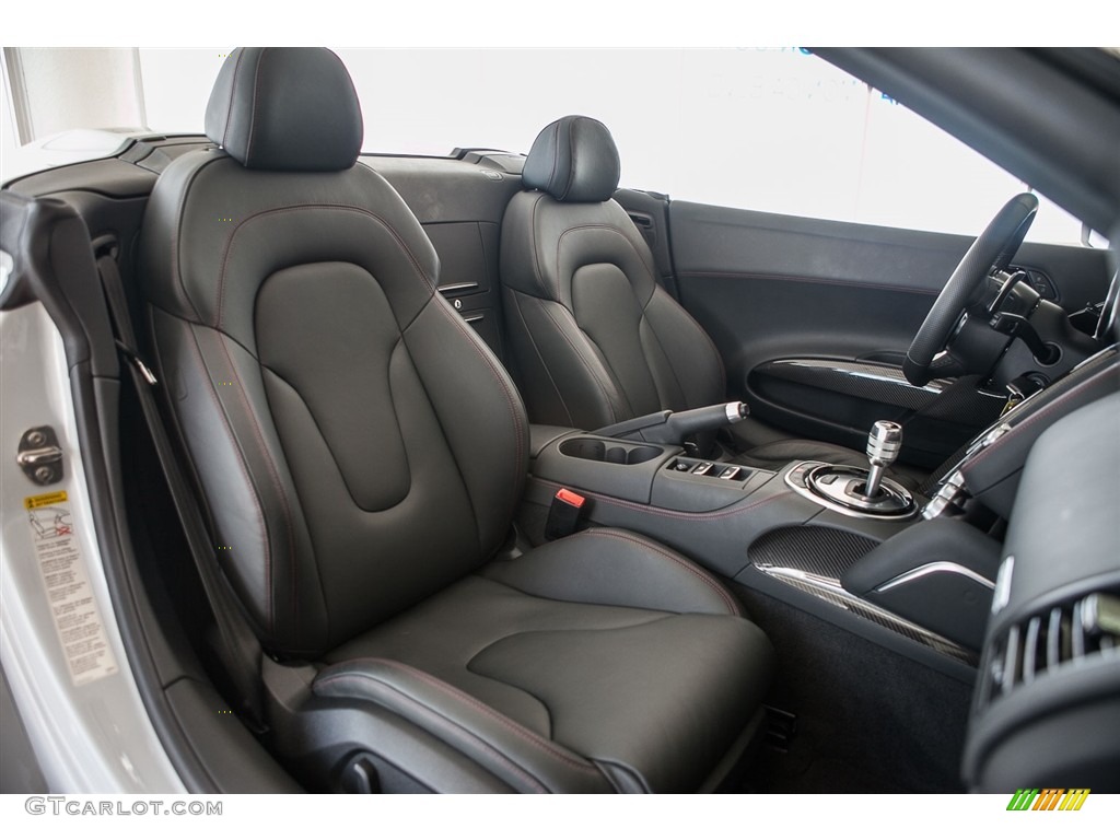 2015 R8 Spyder V8 - Ibis White / Black photo #28