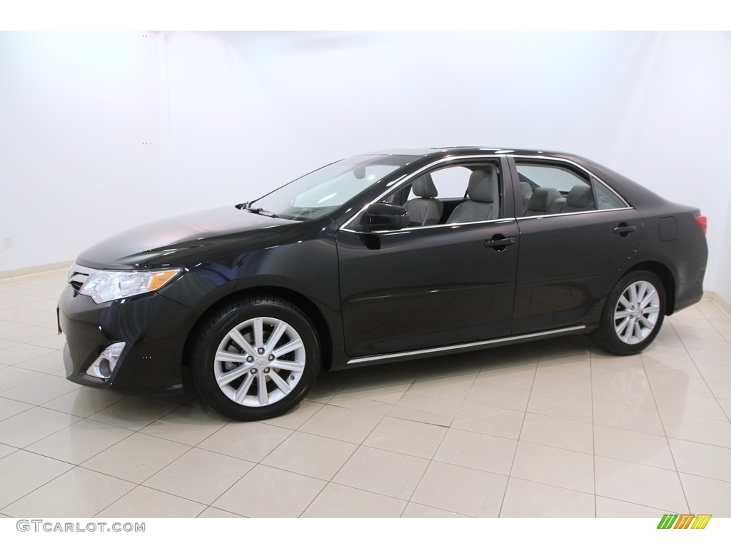2013 Camry XLE - Attitude Black Metallic / Ash photo #3