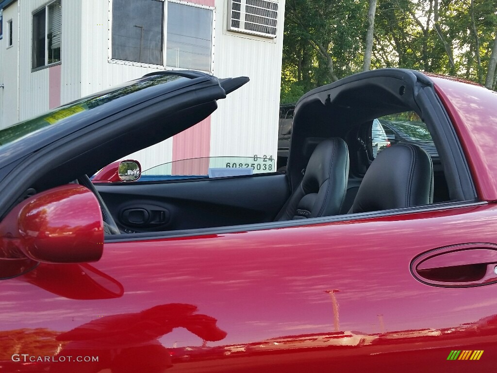 2004 Corvette Coupe - Magnetic Red Metallic / Black photo #28