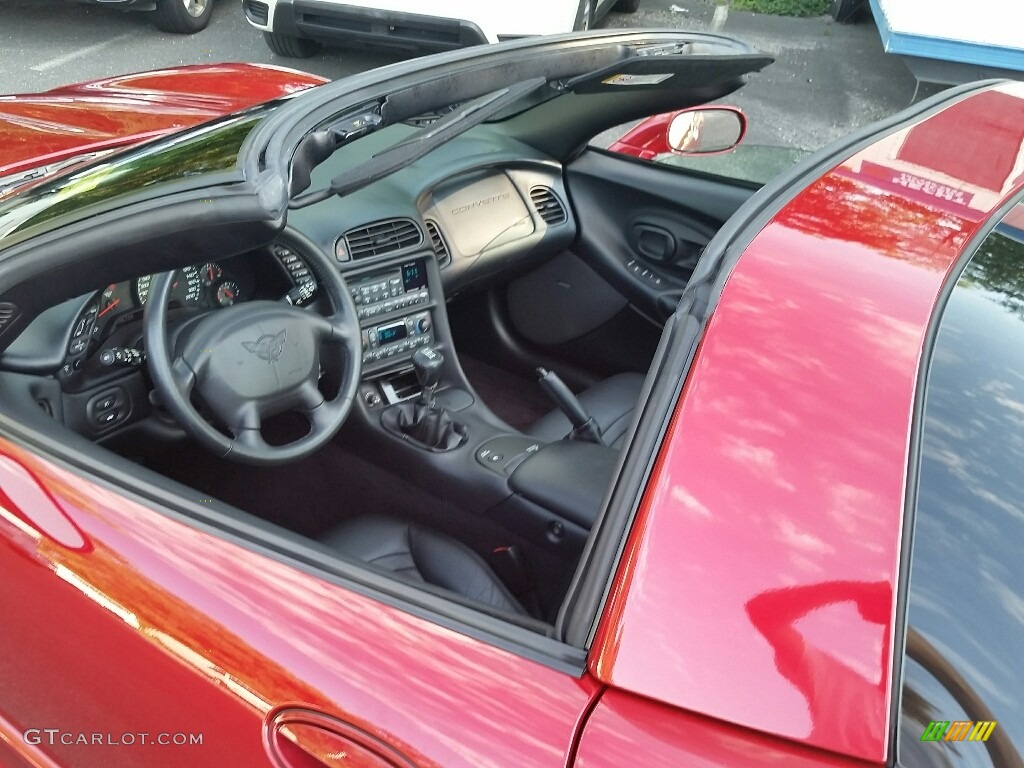 2004 Corvette Coupe - Magnetic Red Metallic / Black photo #29
