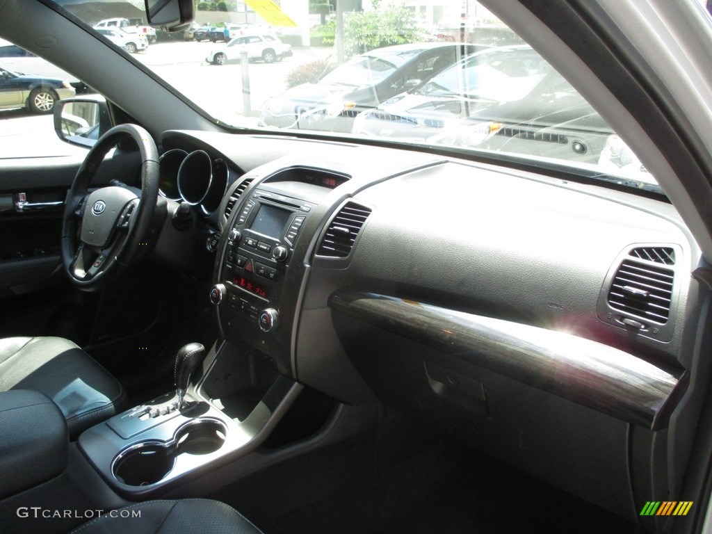 2012 Sorento EX V6 AWD - Bright Silver / Beige photo #26