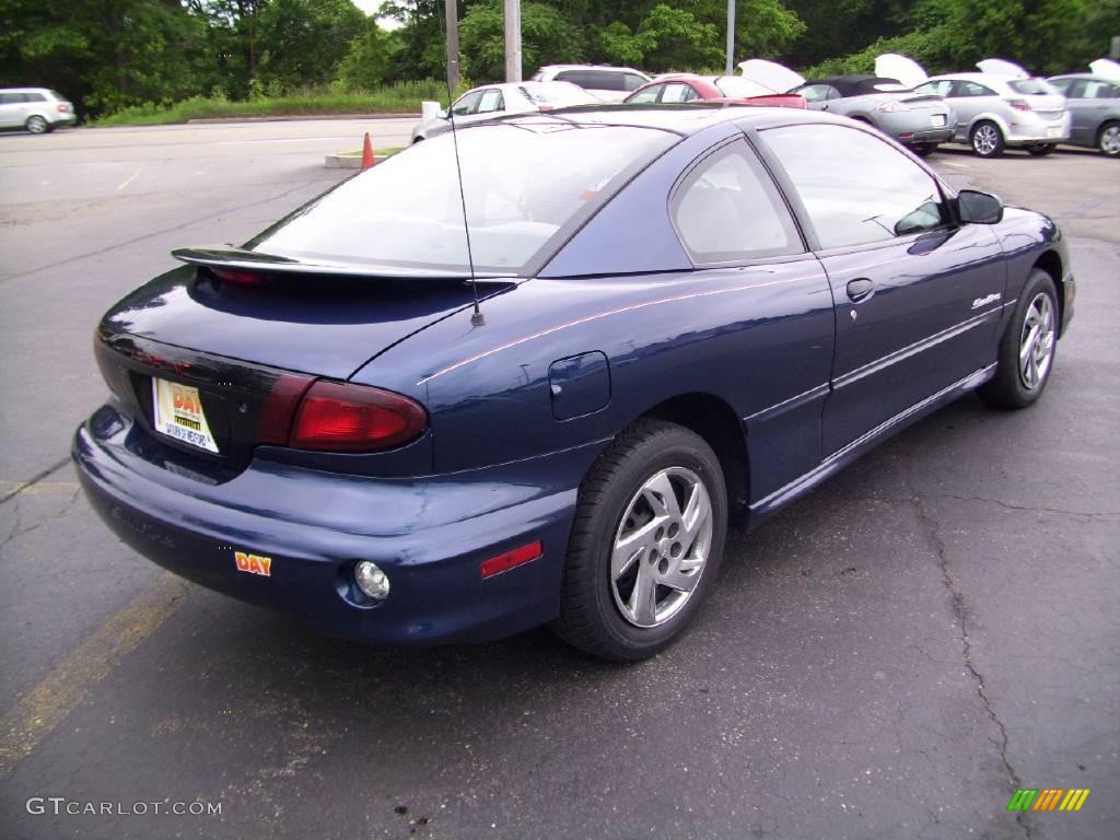 2002 Sunfire SE Coupe - Indigo Blue Metallic / Graphite photo #5