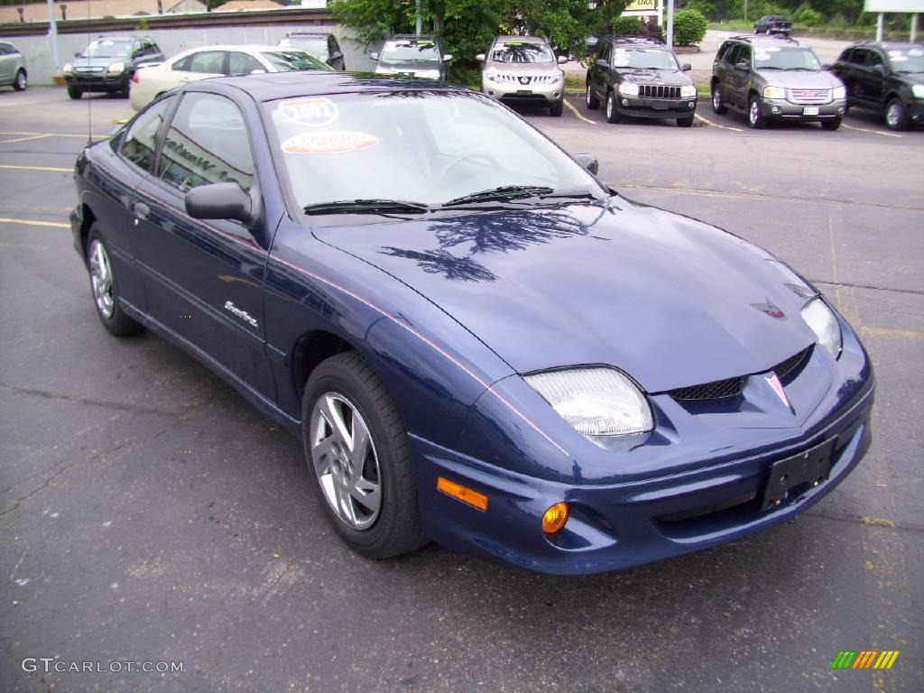 2002 Sunfire SE Coupe - Indigo Blue Metallic / Graphite photo #7