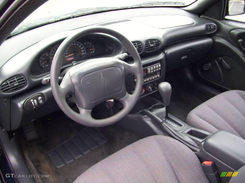 2002 Sunfire SE Coupe - Indigo Blue Metallic / Graphite photo #11
