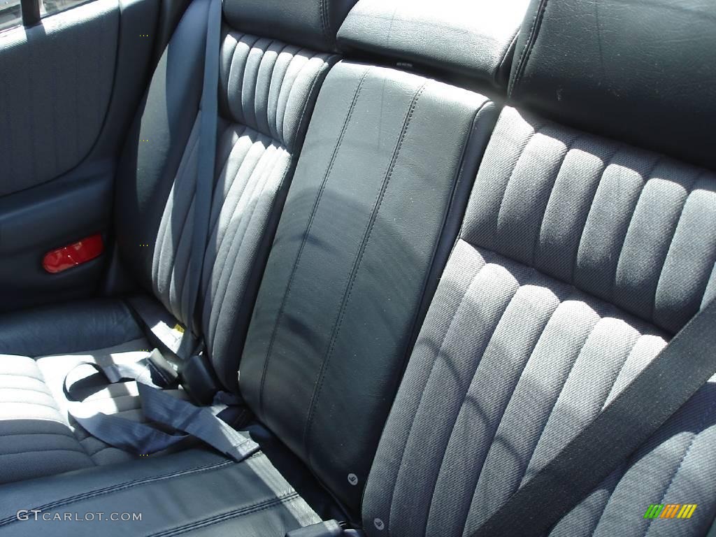 2003 Grand Prix Limited Edition GT Sedan - Blue Black Metallic / Limited Edition Graphite photo #15