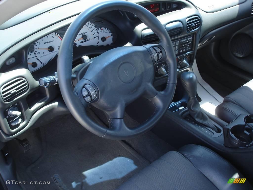 2003 Grand Prix Limited Edition GT Sedan - Blue Black Metallic / Limited Edition Graphite photo #17