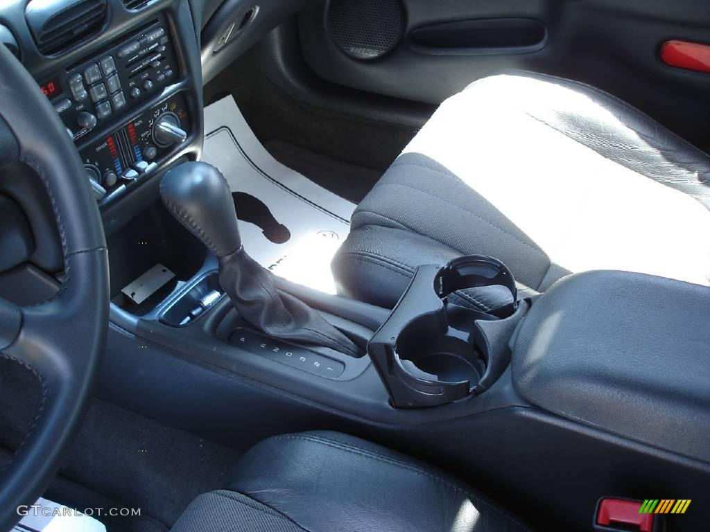 2003 Grand Prix Limited Edition GT Sedan - Blue Black Metallic / Limited Edition Graphite photo #19