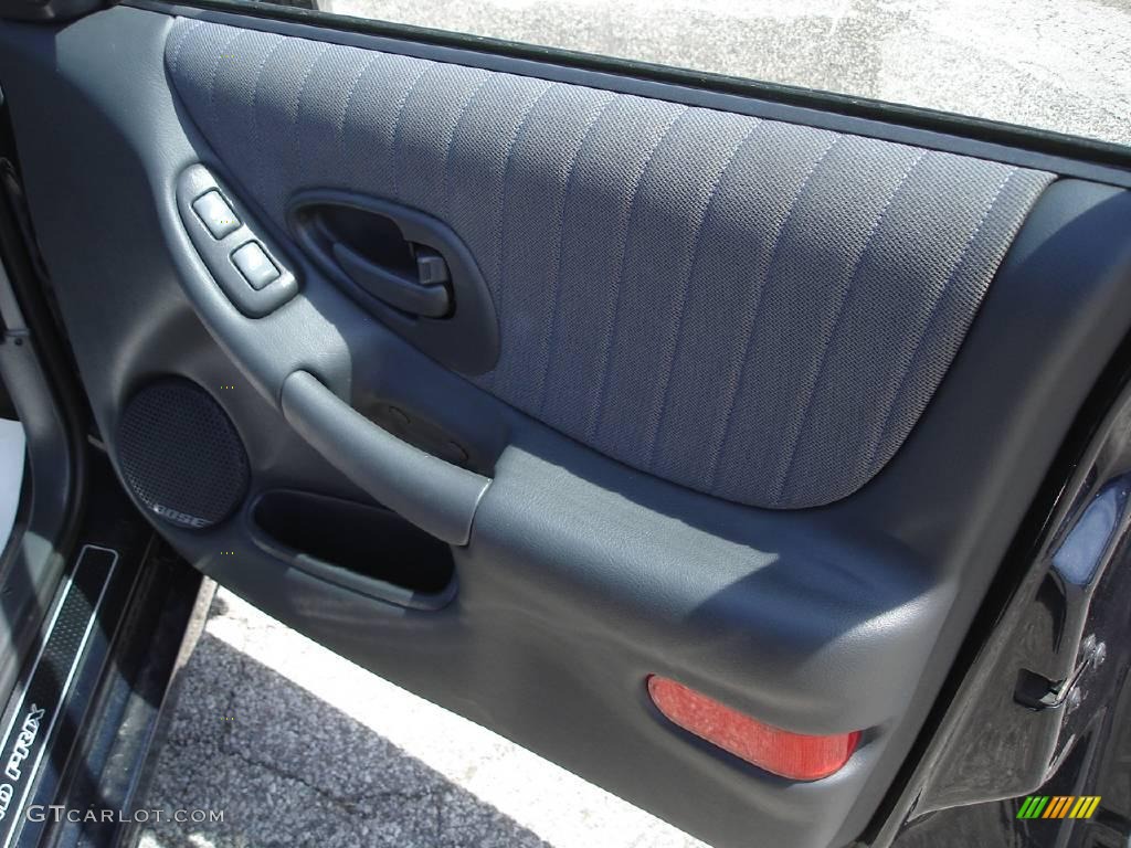 2003 Grand Prix Limited Edition GT Sedan - Blue Black Metallic / Limited Edition Graphite photo #31
