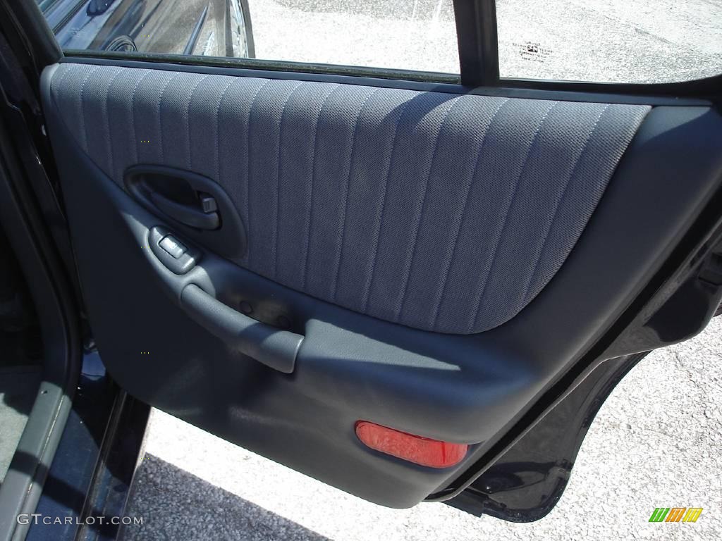 2003 Grand Prix Limited Edition GT Sedan - Blue Black Metallic / Limited Edition Graphite photo #33