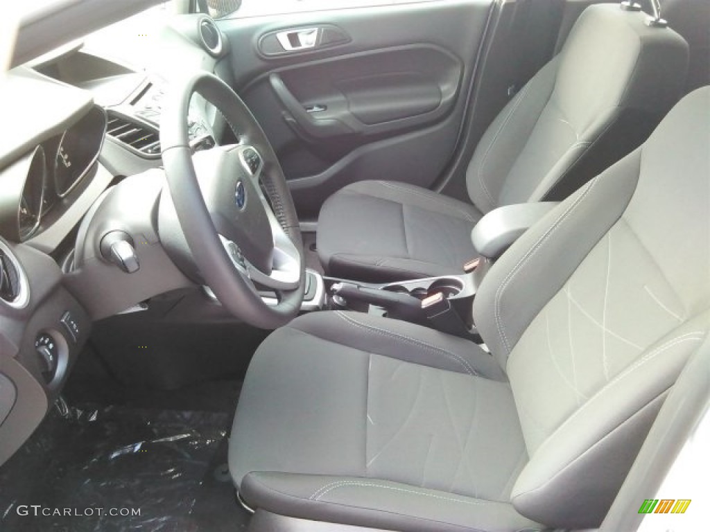 2016 Fiesta SE Hatchback - Oxford White / Charcoal Black photo #18