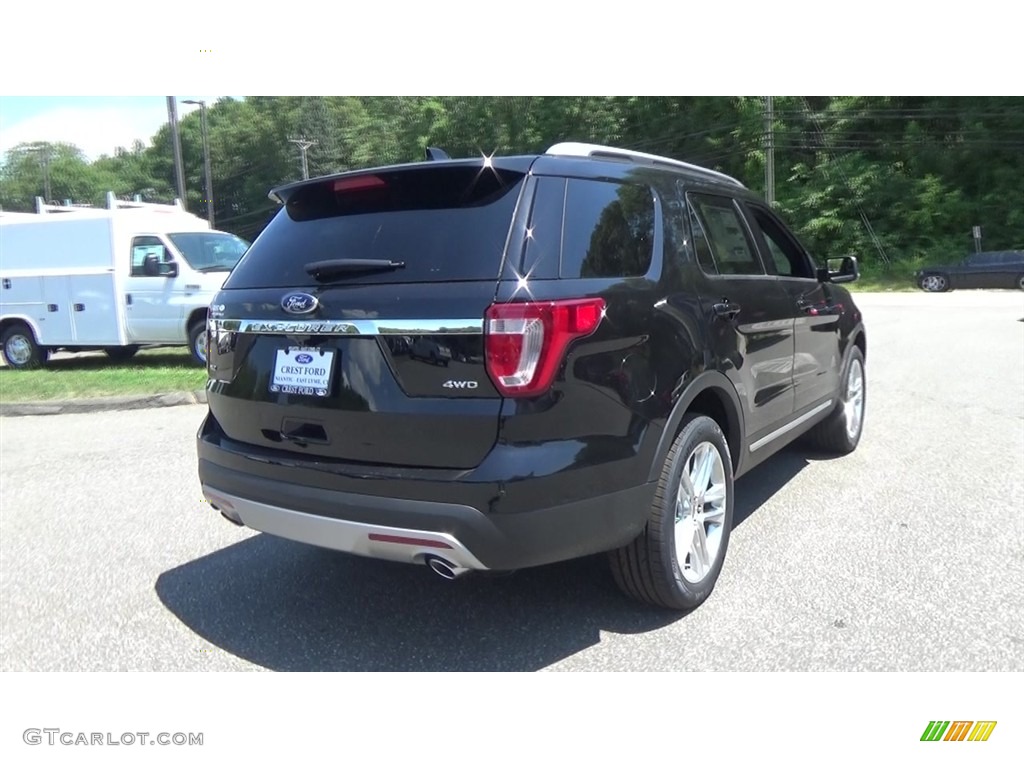 2017 Explorer XLT 4WD - Shadow Black / Ebony Black photo #7