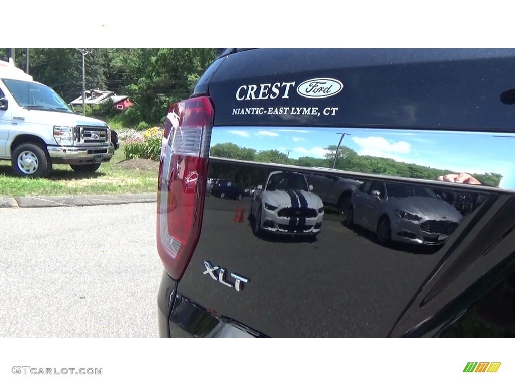 2017 Explorer XLT 4WD - Shadow Black / Ebony Black photo #10