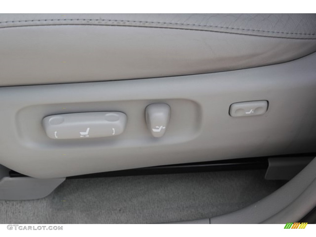 2006 RX 330 - Millenium Silver Metallic / Light Gray photo #16