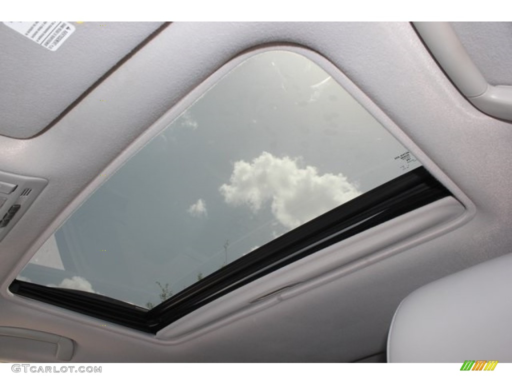 2006 RX 330 - Millenium Silver Metallic / Light Gray photo #17