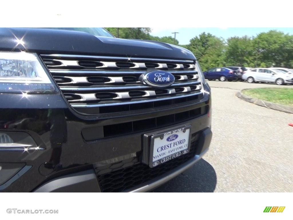 2017 Explorer XLT 4WD - Shadow Black / Ebony Black photo #29