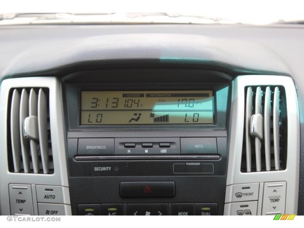 2006 RX 330 - Millenium Silver Metallic / Light Gray photo #34