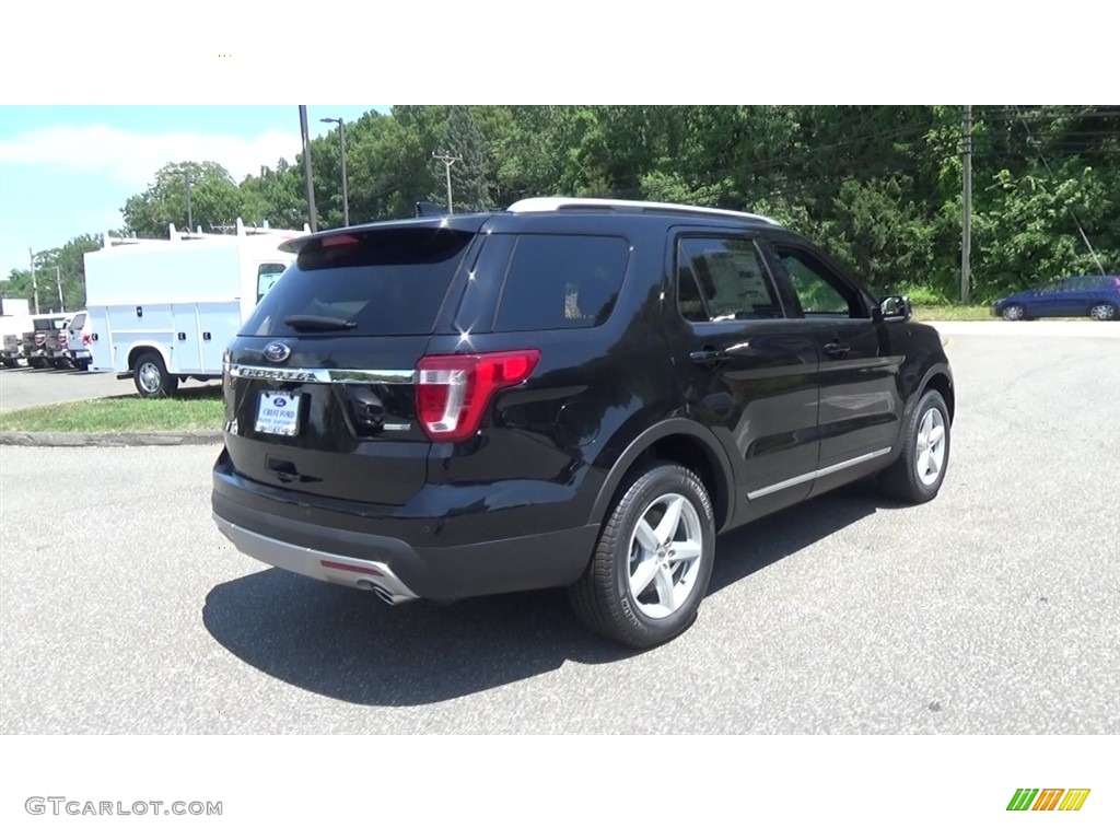 2016 Explorer XLT 4WD - Shadow Black / Ebony Black photo #7