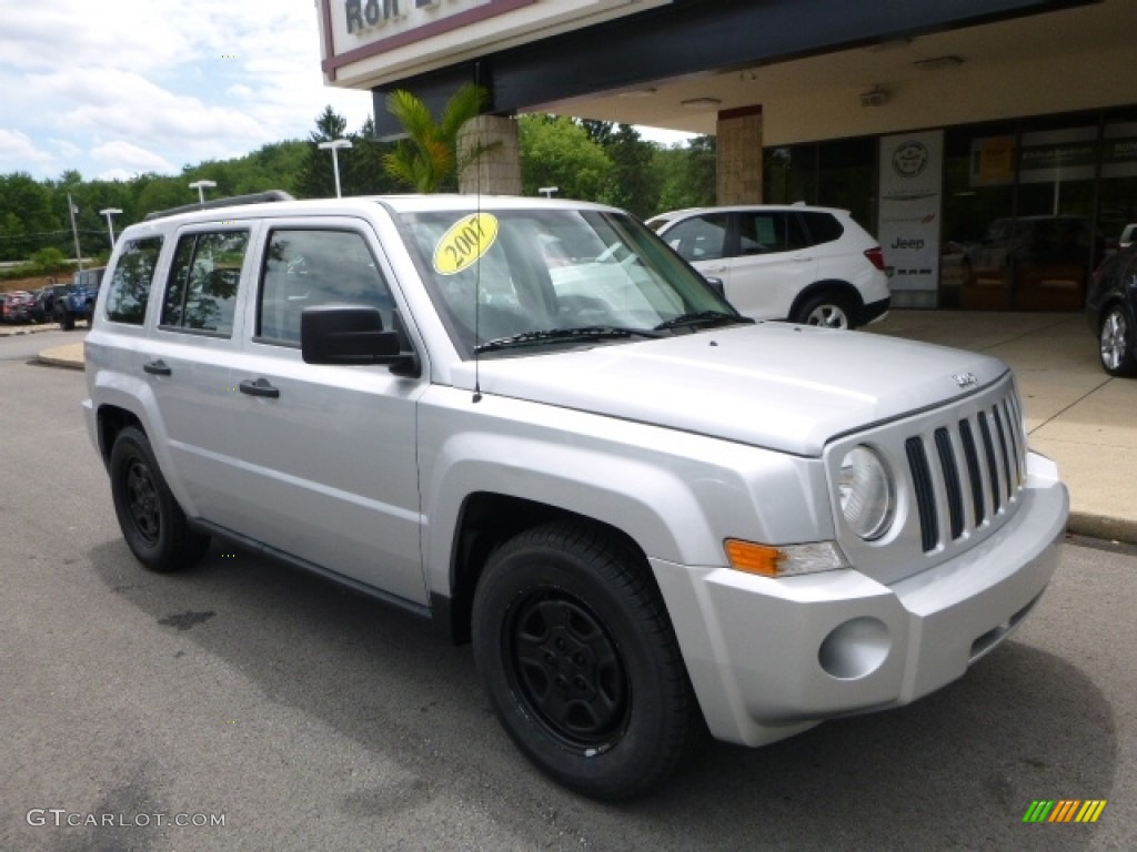 2007 Patriot Sport 4x4 - Bright Silver Metallic / Pastel Slate Gray photo #7