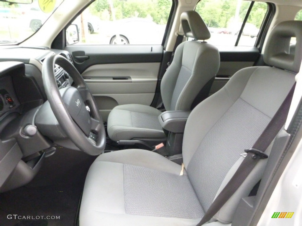 2007 Patriot Sport 4x4 - Bright Silver Metallic / Pastel Slate Gray photo #13