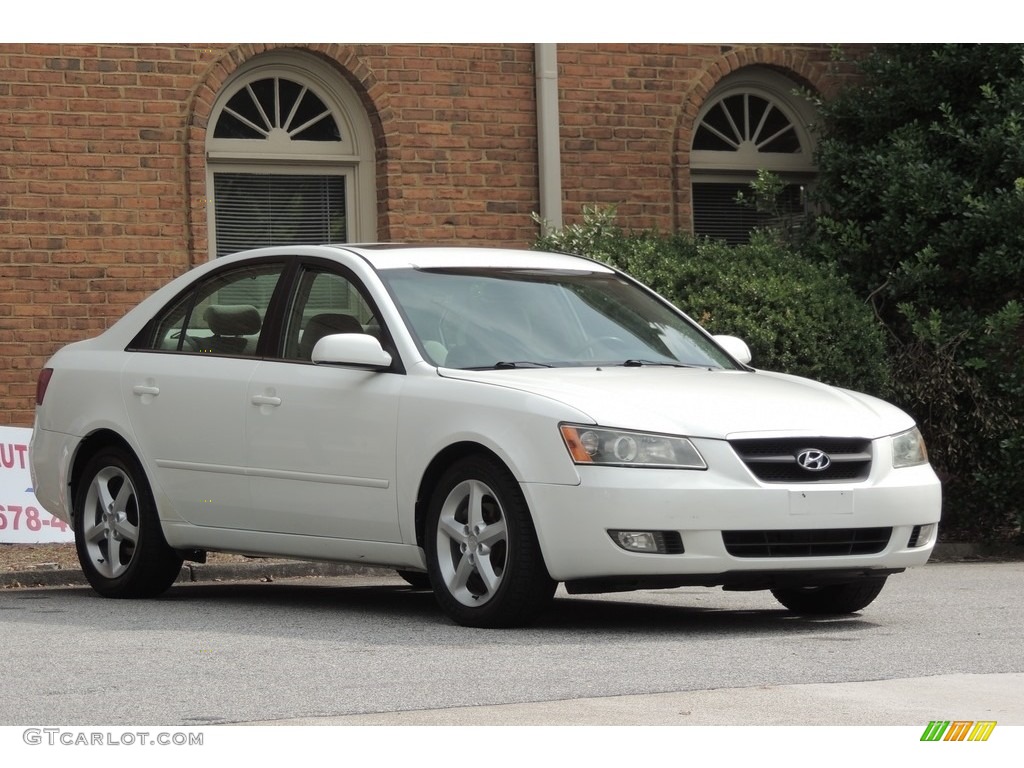 2007 Sonata SE V6 - Arctic White / Gray photo #2