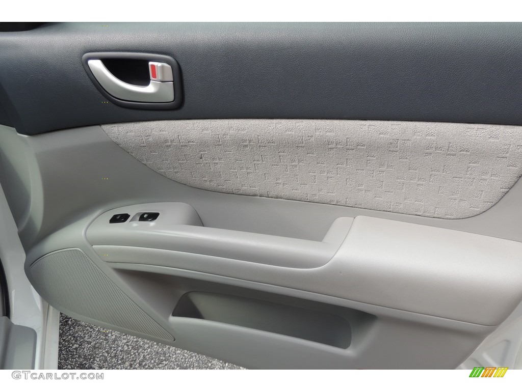 2007 Sonata SE V6 - Arctic White / Gray photo #22