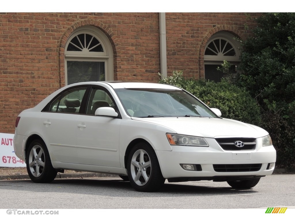 2007 Sonata SE V6 - Arctic White / Gray photo #24
