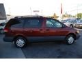 2001 Vintage Red Pearl Toyota Sienna LE  photo #4