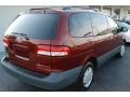 2001 Vintage Red Pearl Toyota Sienna LE  photo #7