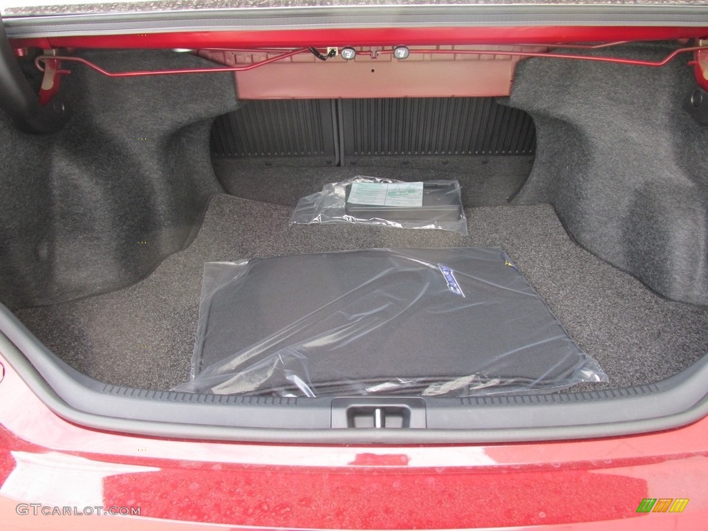 2017 Toyota Camry XSE Trunk Photo #114478279